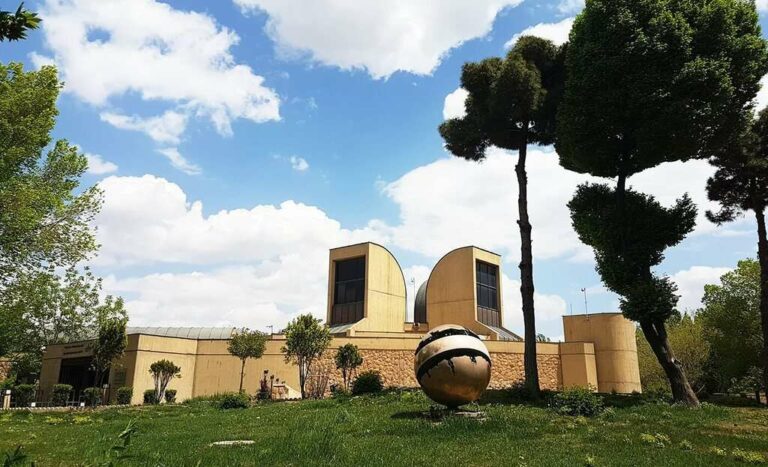 بازدید از موزه های تهران